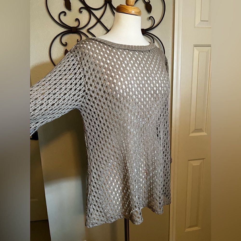 Alexis Open knit sweater size Large - Picture 4 of 7